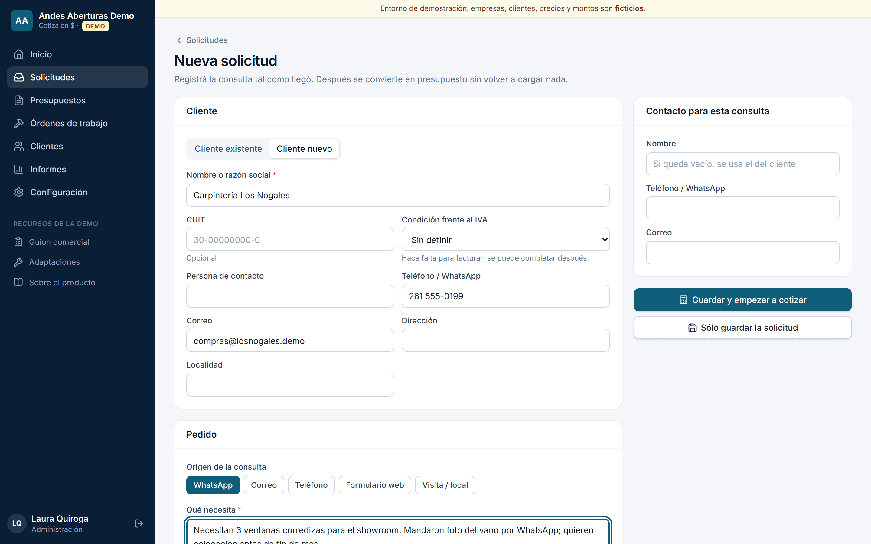 Pantalla de nueva solicitud en Cotianza con datos del cliente, origen de la consulta y adjuntos